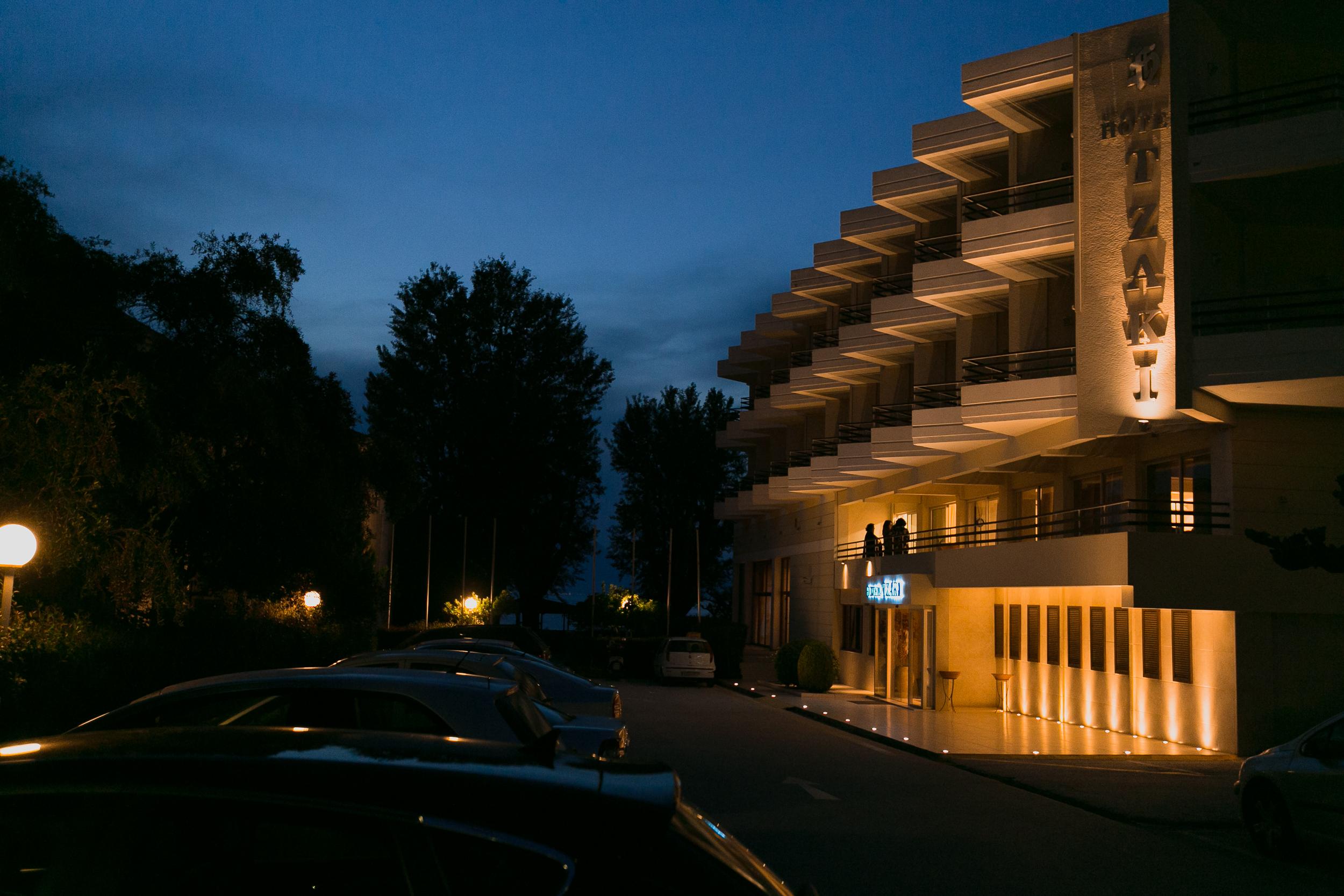Tzaki Hotel & Restaurant Patras Buitenkant foto